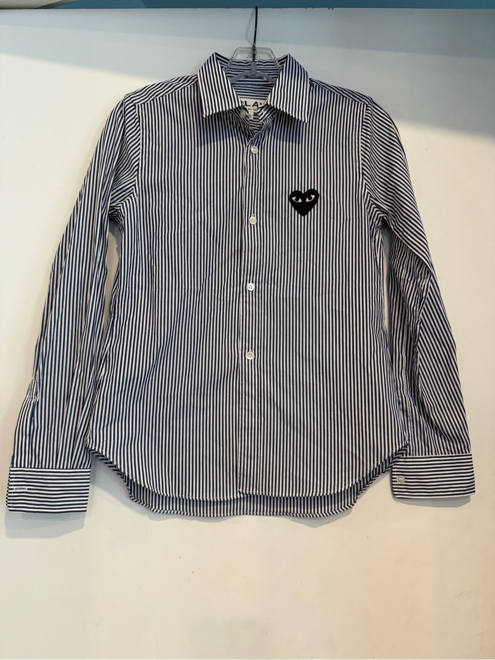 COMME DES GARCONS PLAY Blue Stripe Black Heart Button Down Shirt S - Picture 2 of 6